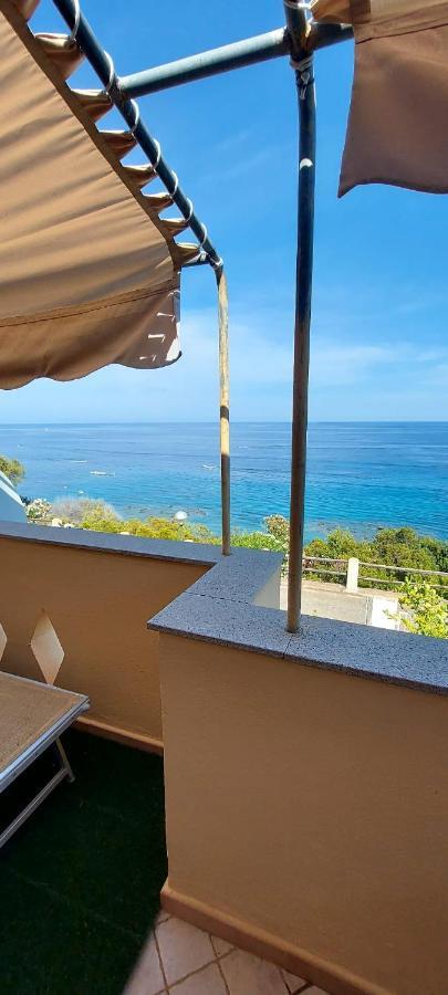 Independent Apartment With Spectacular View Cala Gonone Exteriör bild